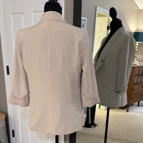 Forever 21 Light Beige Blazer - Picture 3 of 3